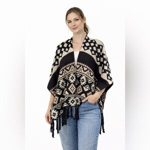 NWT Style Rack Women's Bohemian Poncho Cardigan One Size